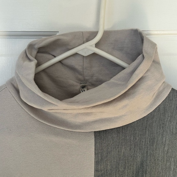 NWOT Fun and funky mixed material turtleneck sweatshirt/chambray maxi dress - XL - Picture 6 of 13